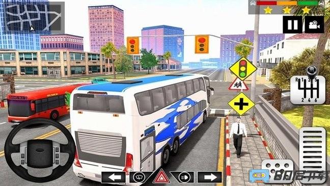 模拟驾驶员游戏